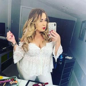 Meet your Posher, Maria